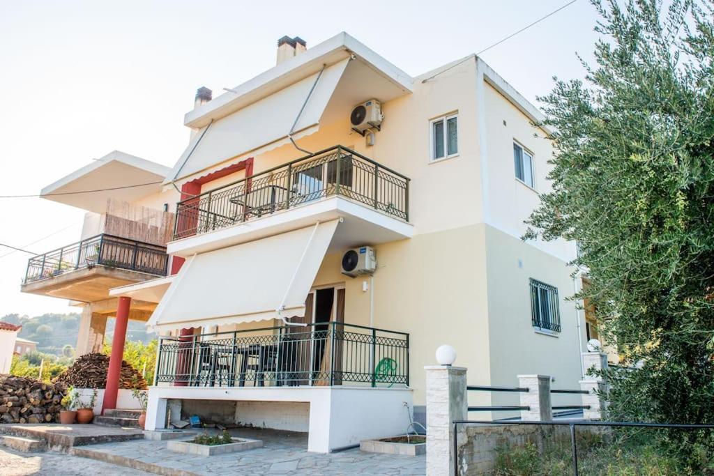 Όμορφο Παραθασυγκρότημα Ενοικιαζόμενων Καταλυμάτων Ως Ολόκληρος Χώρος - Chrani, Ελλάδαλάσσιο Διαμέρισμα Dış mekan fotoğraf